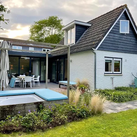Heerlijk Vrijstaand Huis Aan De Duinen Burgh-Haamstede Exterior photo